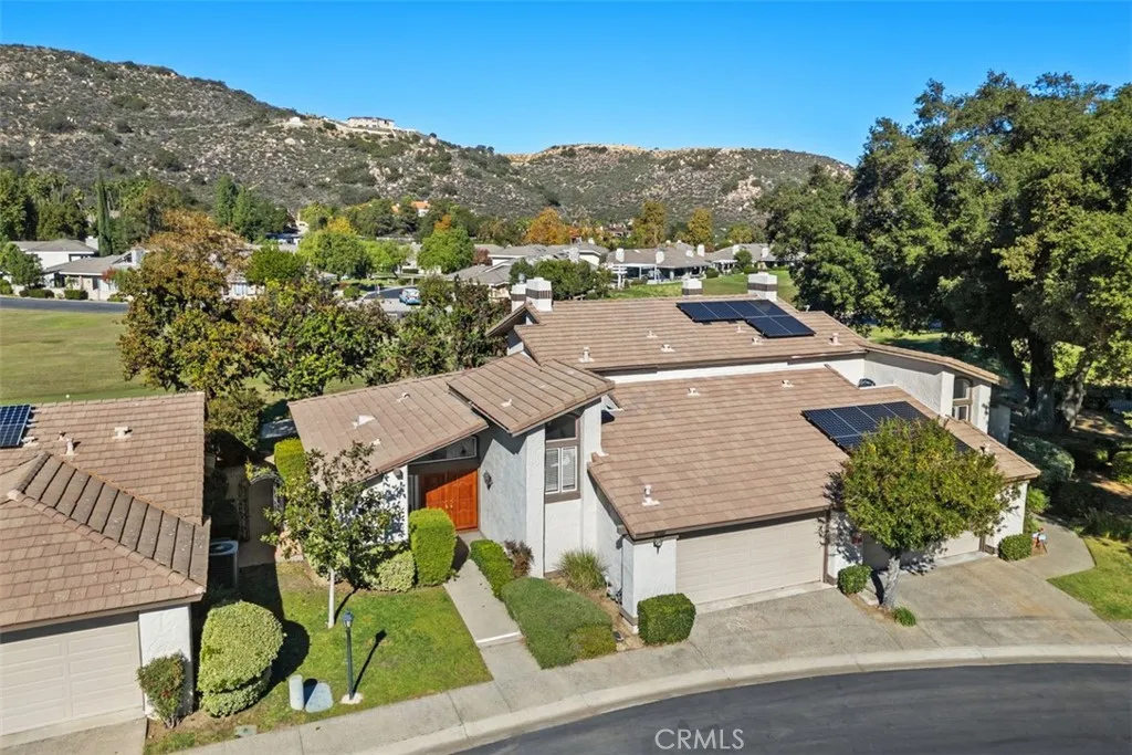 38285 Oaktree, Murrieta, California 92562 home-pic-0