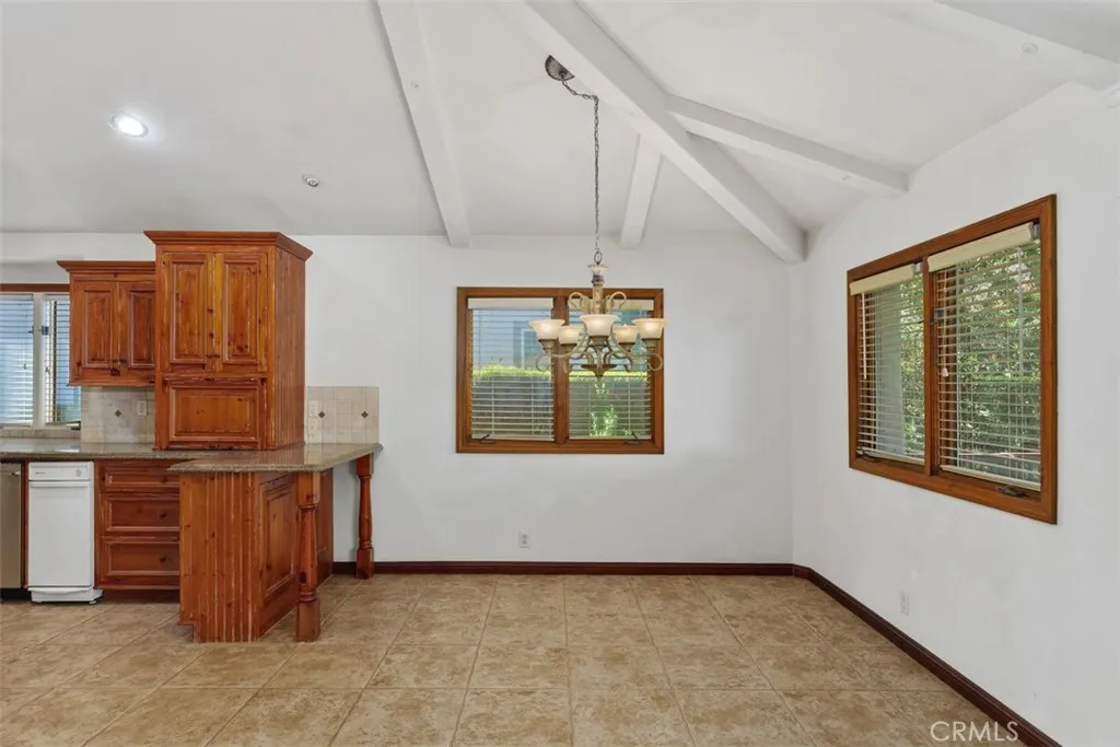 38285 Oaktree, Murrieta, California 92562 home-pic-18