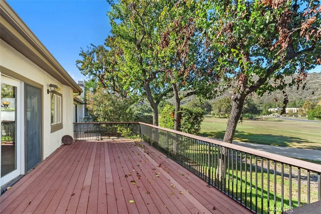 38285 Oaktree, Murrieta, California 92562 home-pic-34
