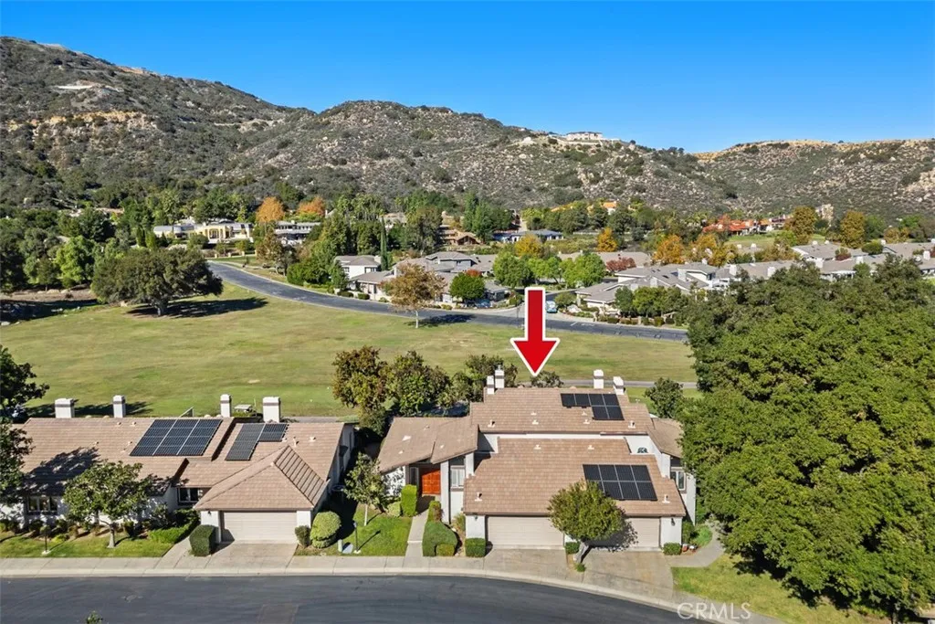 38285 Oaktree, Murrieta, California 92562 home-pic-3