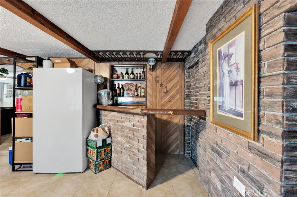 401 Dixford, La Puente, California 91744 home-pic-19