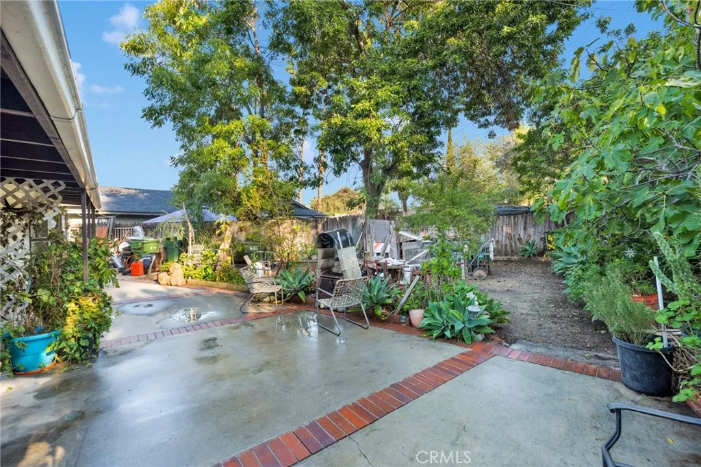 401 Dixford, La Puente, California 91744 home-pic-34