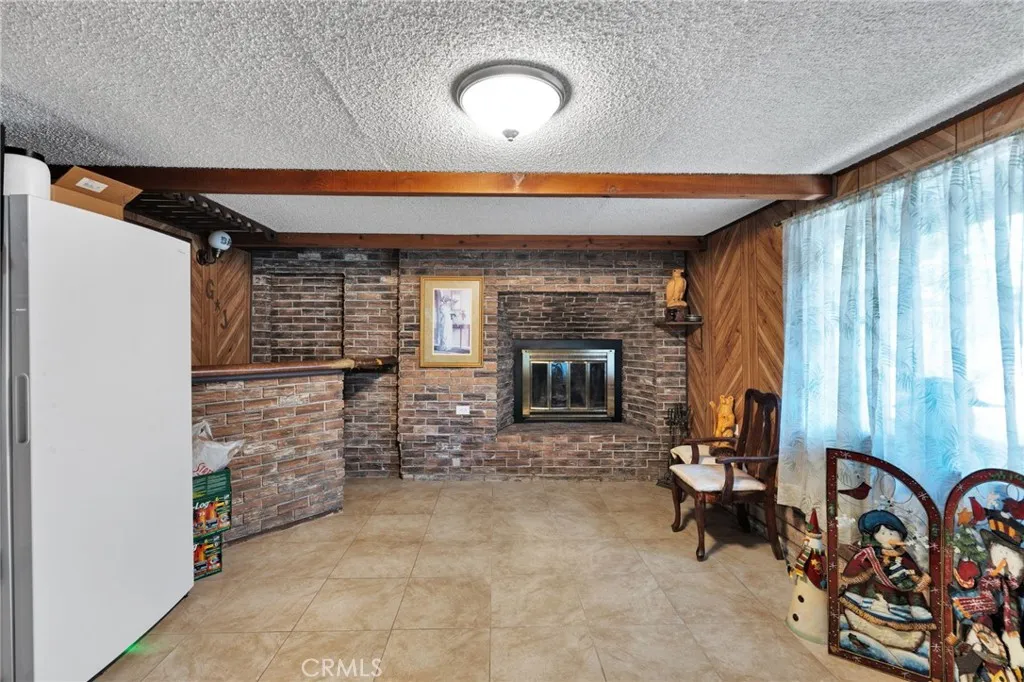 401 Dixford, La Puente, California 91744 home-pic-18