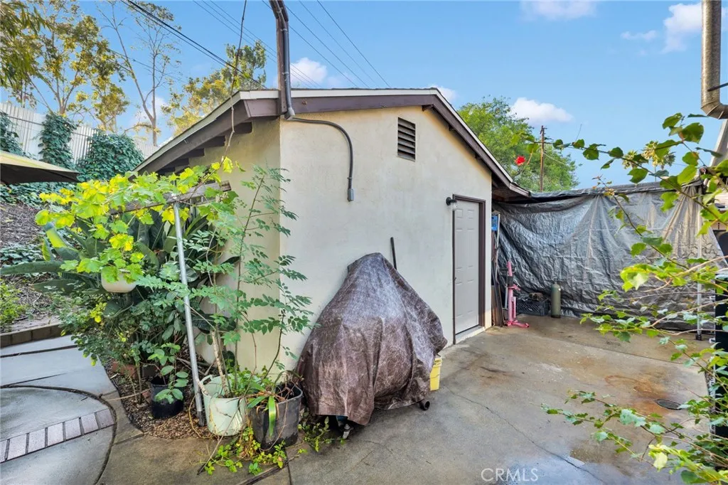 401 Dixford, La Puente, California 91744 home-pic-37