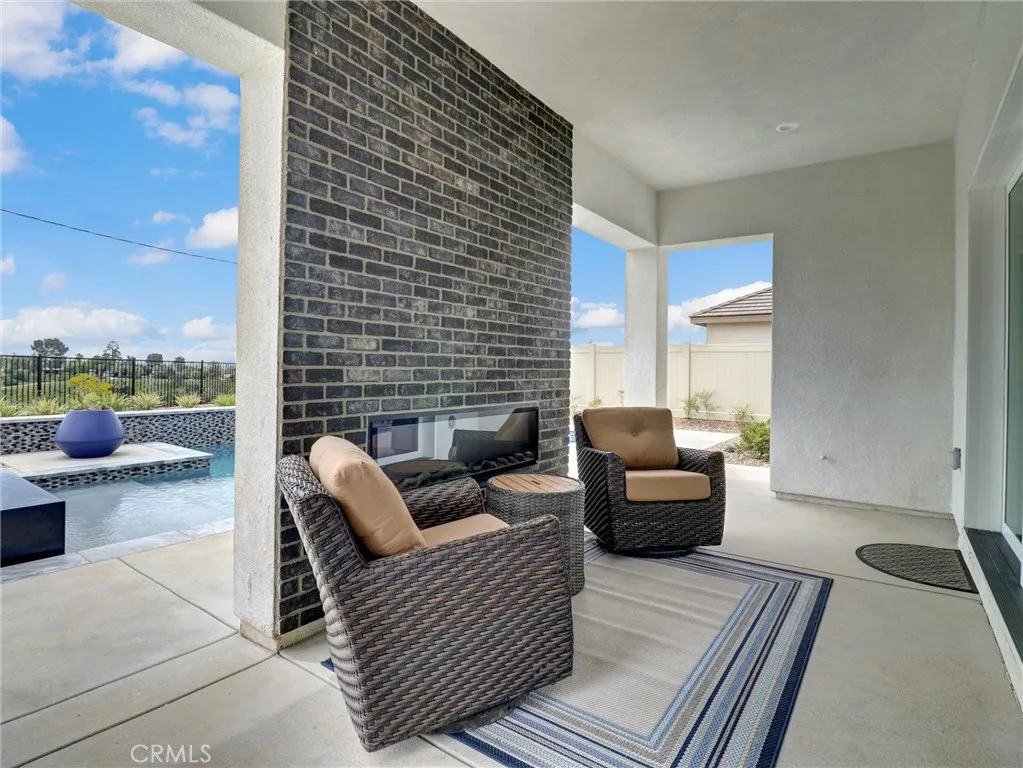 35876 Wildwood Crest Drive, Yucaipa, California 92399 home-pic-14