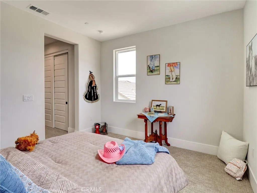35876 Wildwood Crest Drive, Yucaipa, California 92399 home-pic-10