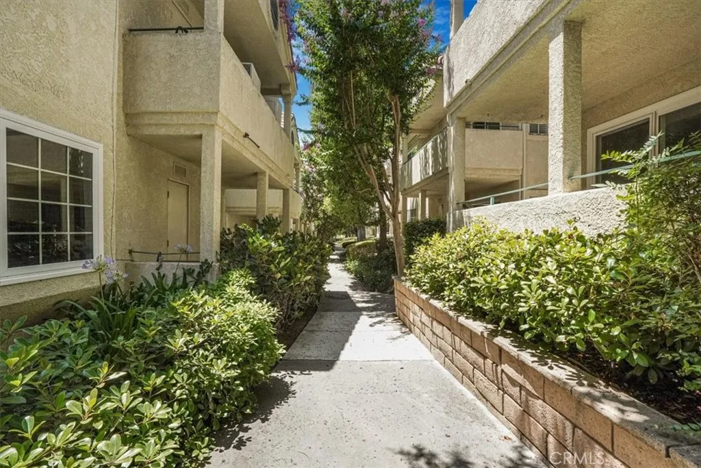 4201 Las Virgenes Road 115, Calabasas, California 91302 home-pic-25
