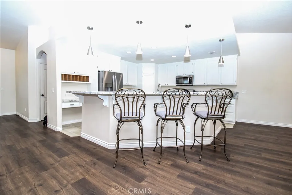 17772 Pebble Beach, Victorville, California 92395 home-pic-6