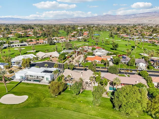 60-web-or-mls-Four Paths Ln-S2711-064