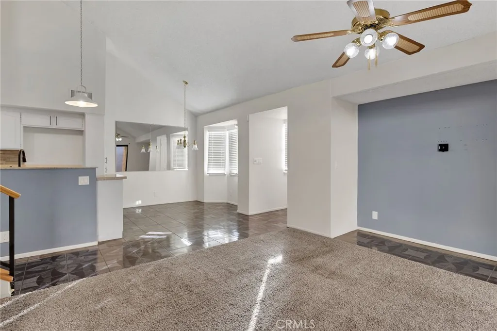 11659 Pepper Lane, Apple Valley, California 92308 home-pic-7