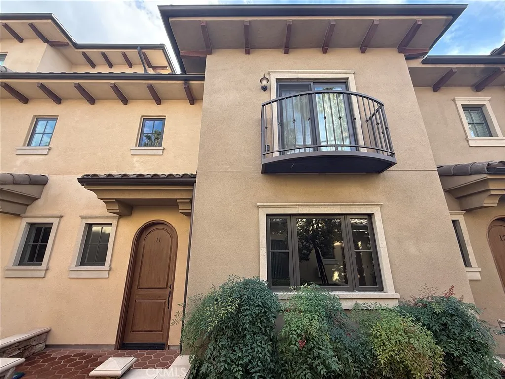158 S Sierra Madre Boulevard 11, Pasadena, California 91107 home-pic-0