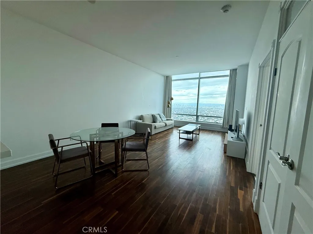 900 W Olympic Boulevard 41f, Los Angeles, California 90015 home-pic-9