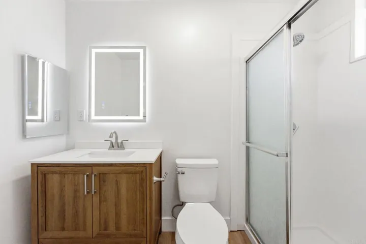 Front House Hallway Bathroom