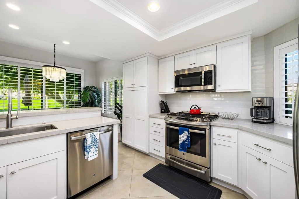 54755 Shoal Creek, La Quinta, California 92253 home-pic-10