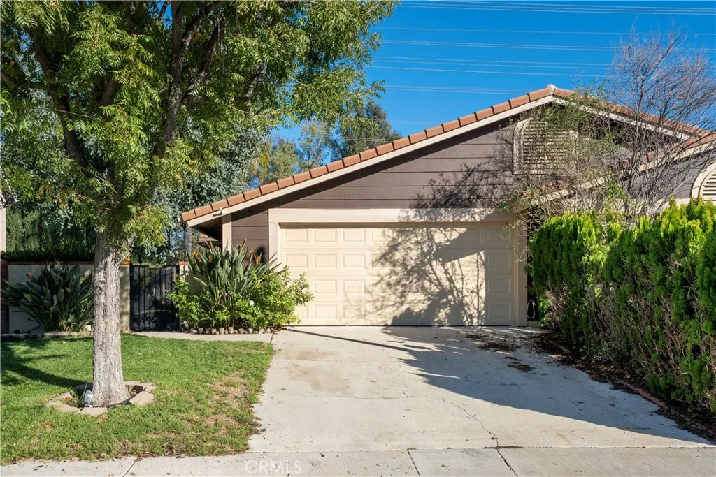 25784 Covala Court, Valencia, California 91355 home-pic-2