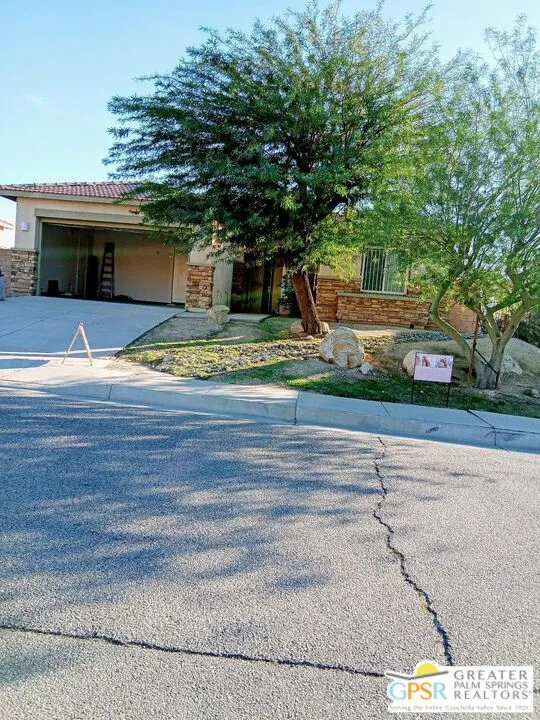 68381 Panorama Drive, Desert Hot Springs, California 92240 home-pic-19