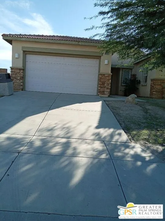 68381 Panorama Drive, Desert Hot Springs, California 92240 home-pic-1