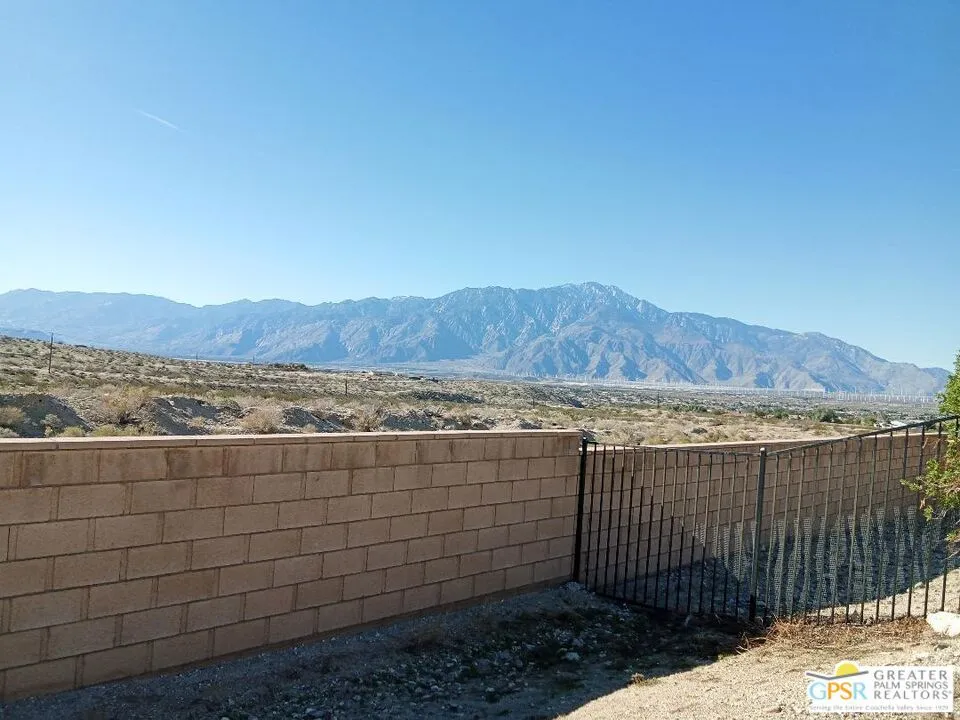 68381 Panorama Drive, Desert Hot Springs, California 92240 home-pic-12