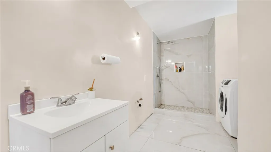 11200 Amestoy, Granada Hills, California 91344 home-pic-38