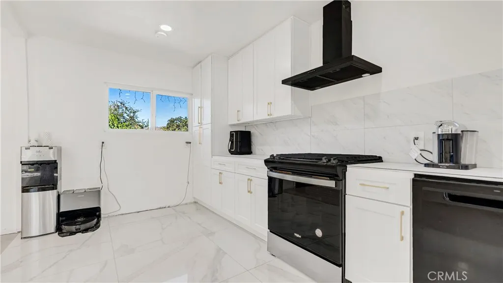 11200 Amestoy, Granada Hills, California 91344 home-pic-16