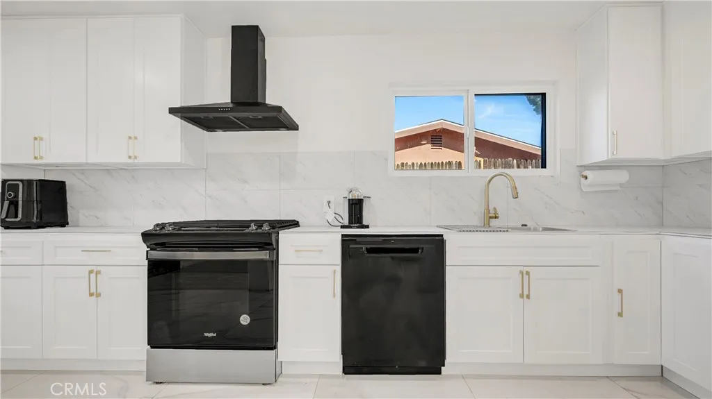 11200 Amestoy, Granada Hills, California 91344 home-pic-15