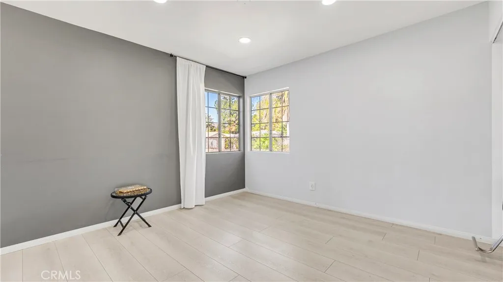 11200 Amestoy, Granada Hills, California 91344 home-pic-41
