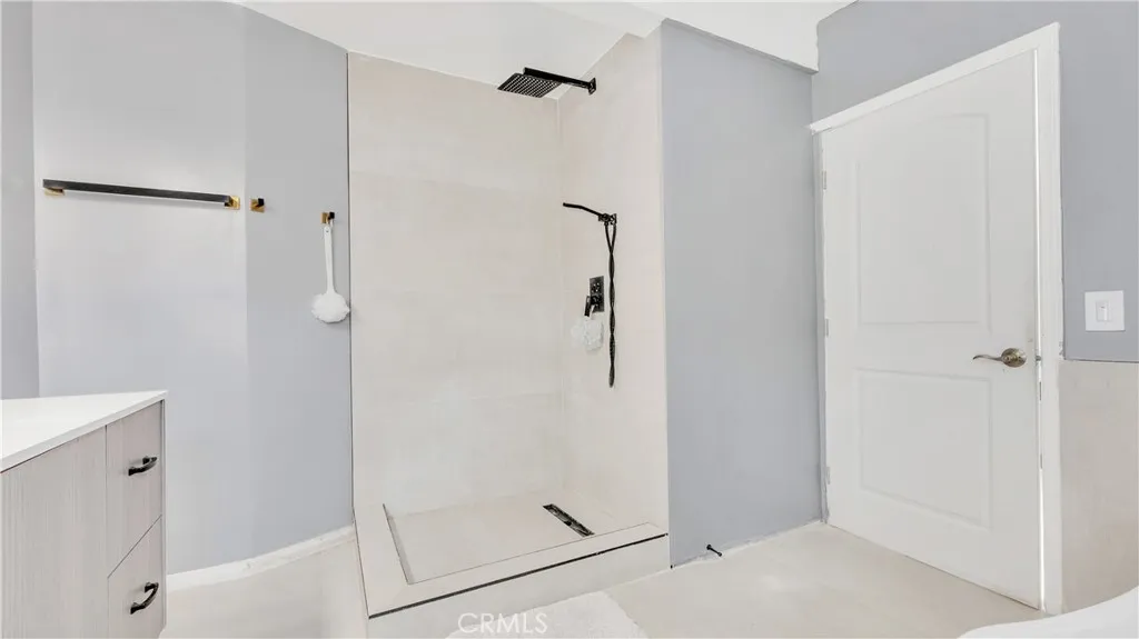 11200 Amestoy, Granada Hills, California 91344 home-pic-31