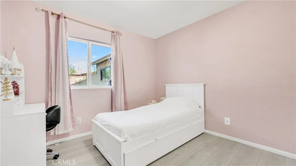11200 Amestoy, Granada Hills, California 91344 home-pic-36