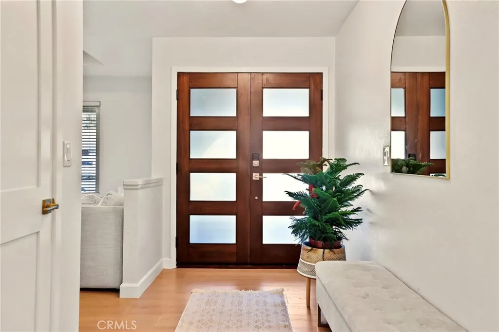 1216 N Richard Street, Orange, California 92869 home-pic-4