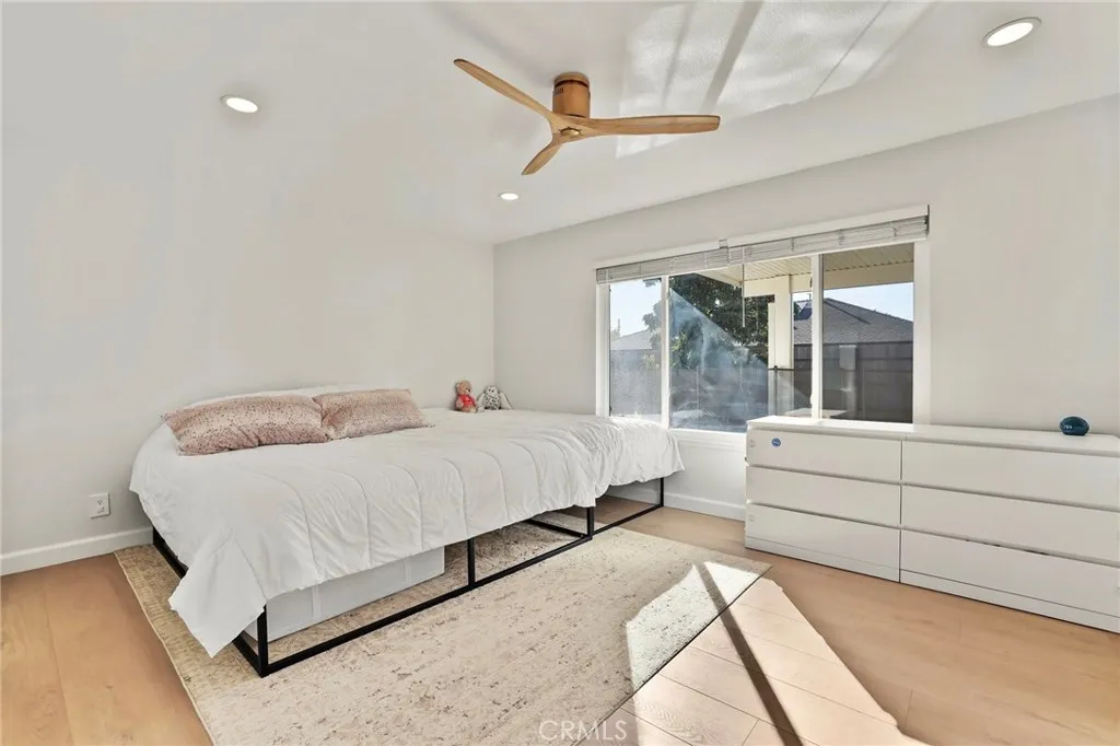 1216 N Richard Street, Orange, California 92869 home-pic-21