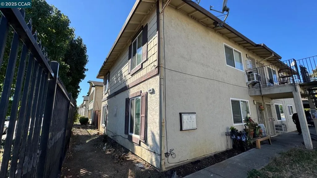 2208 Spanos St, Antioch, California 94509 home-pic-1