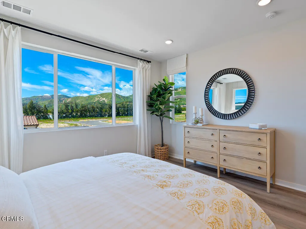 103 Yellow Birch Lane, Piru, California 93040 home-pic-16