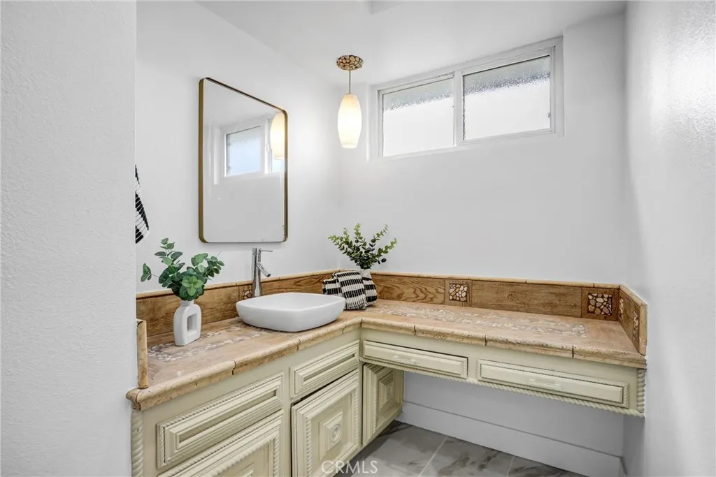 872 Huron, Claremont, California 91711 home-pic-12