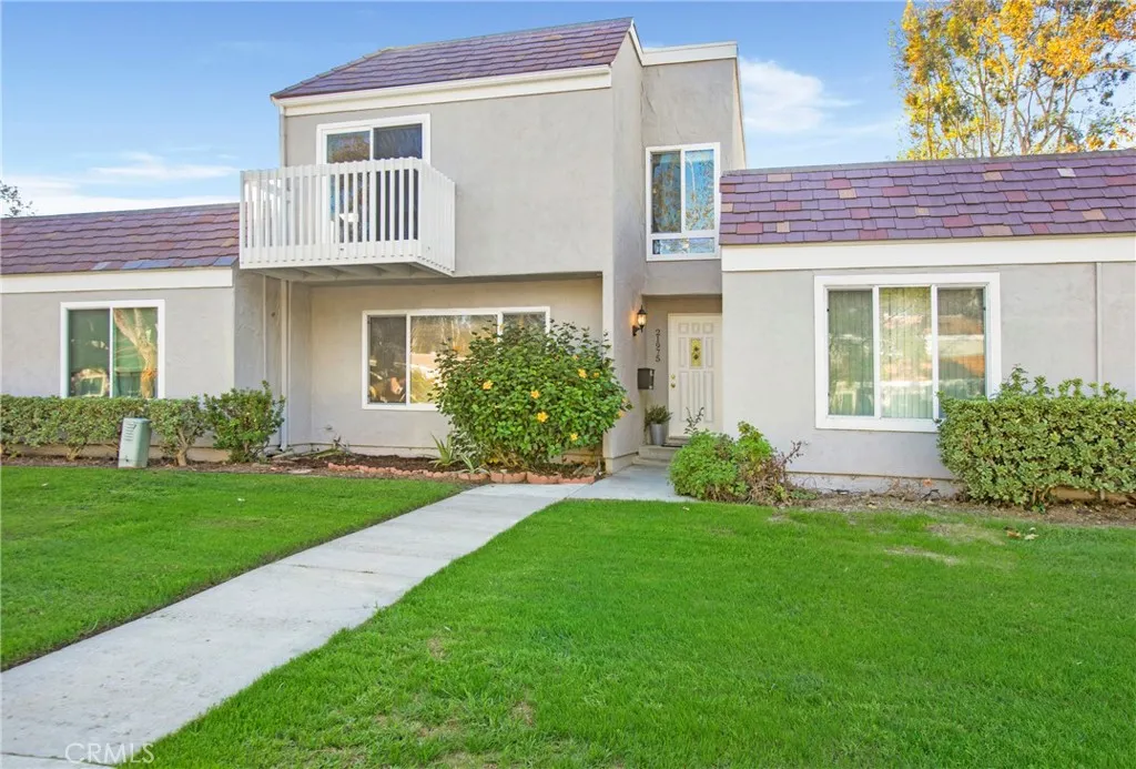 21975 Lakeland, Lake Forest, California 92630 home-pic-4