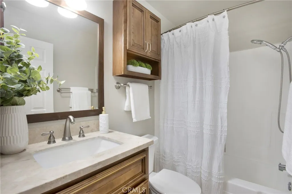 21975 Lakeland, Lake Forest, California 92630 home-pic-23