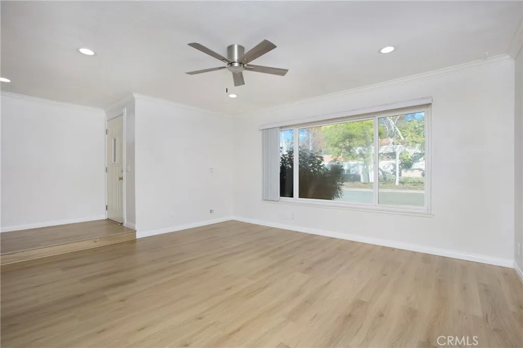21975 Lakeland, Lake Forest, California 92630 home-pic-6
