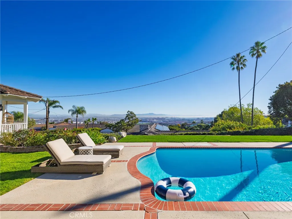 2636 Sunnyside Ridge Road, Rancho Palos Verdes, California 90275 home-pic-2