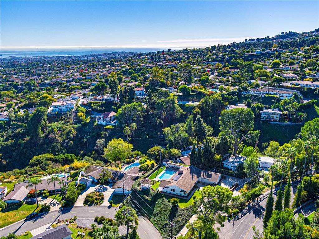 2636 Sunnyside Ridge Road, Rancho Palos Verdes, California 90275 home-pic-56