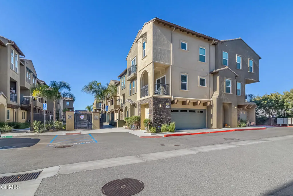 2644 Outrider Lane, Camarillo, California 93012 home-pic-1