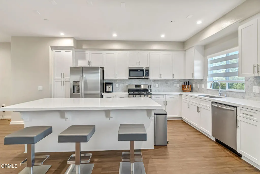 2644 Outrider Lane, Camarillo, California 93012 home-pic-17