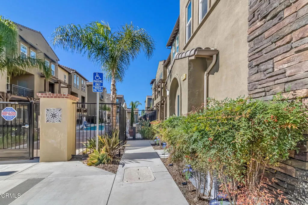 2644 Outrider Lane, Camarillo, California 93012 home-pic-2