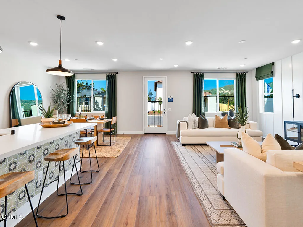 115 Yellow Birch Lane, Piru, California 93040 home-pic-5