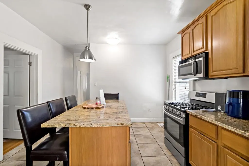 436 N 7th Street, San Jose, California 95112 home-pic-5