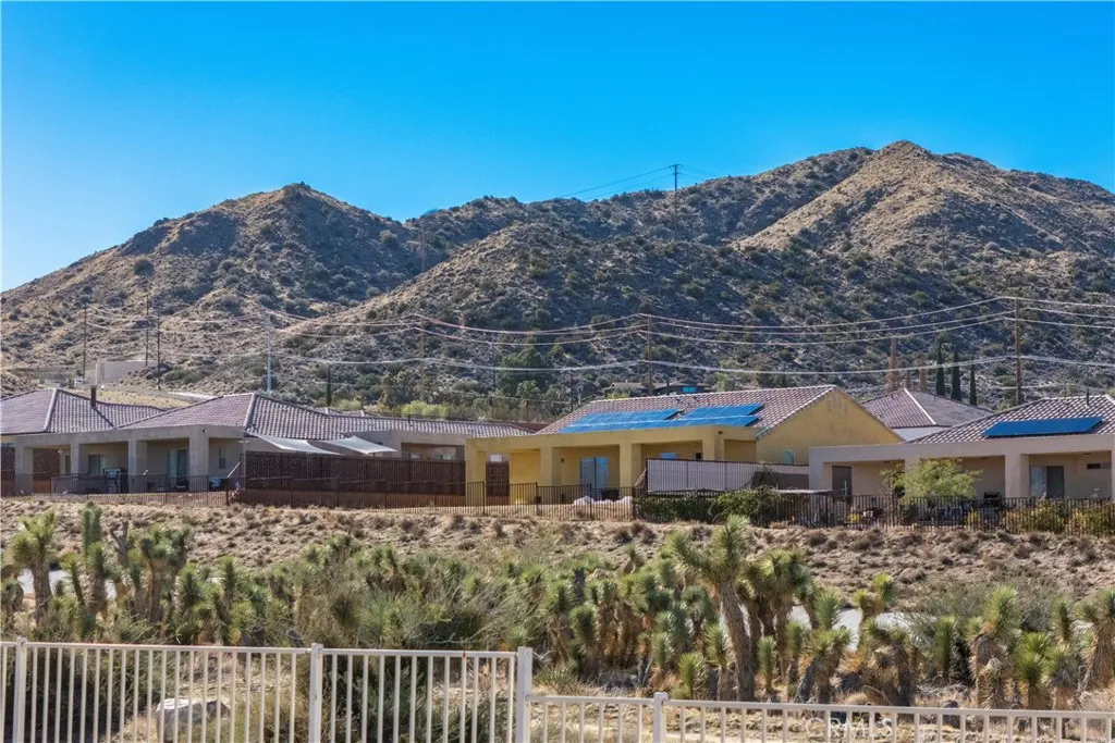 57031 Selecta, Yucca Valley, California 92284 home-pic-45