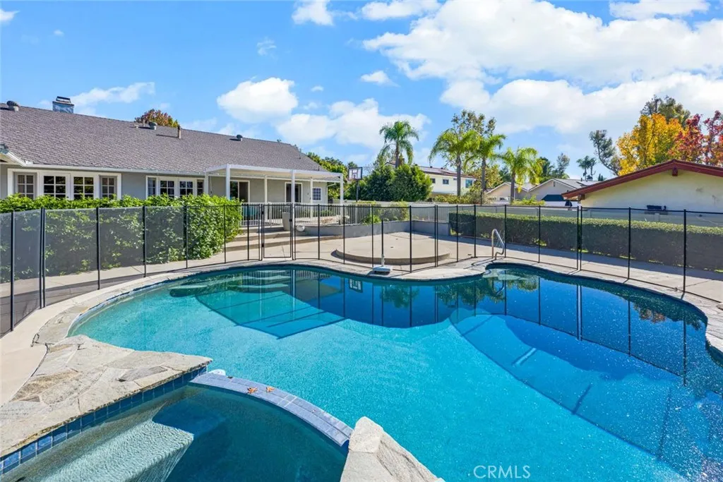 9531 Lemon, Villa Park, California 92861 home-pic-38