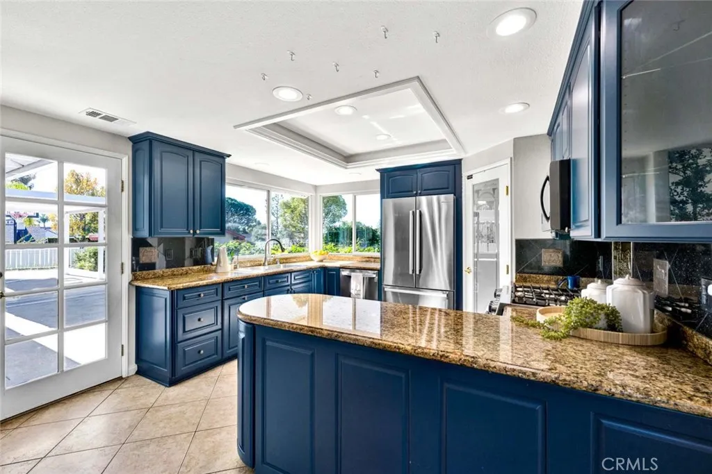 9531 Lemon, Villa Park, California 92861 home-pic-14