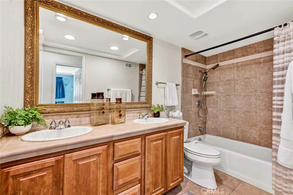 9531 Lemon, Villa Park, California 92861 home-pic-27