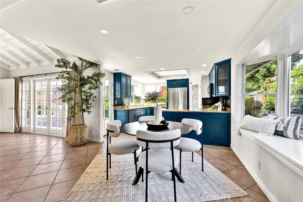 9531 Lemon, Villa Park, California 92861 home-pic-12