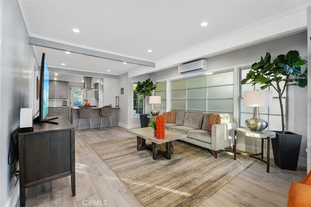 414 Cypress, Laguna Beach, California 92651 home-pic-5