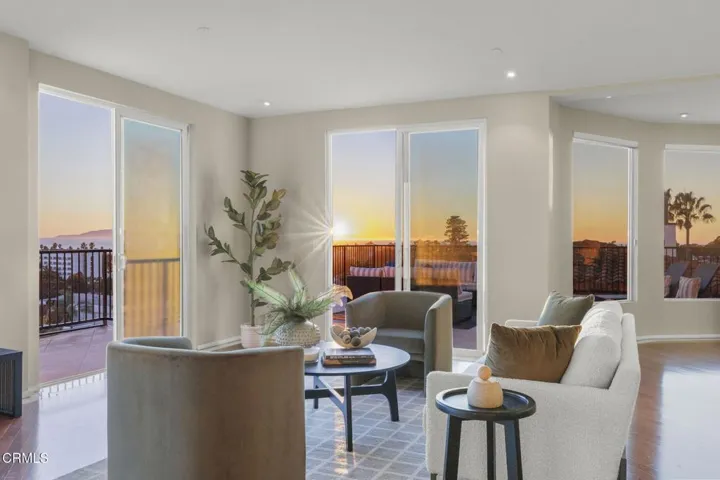 12-web-or-mls-UpmarketMedia-436Poli501-t